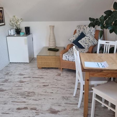 Gemuetliche Zimmer Im Einfamilienhaus Кёльн Экстерьер фото